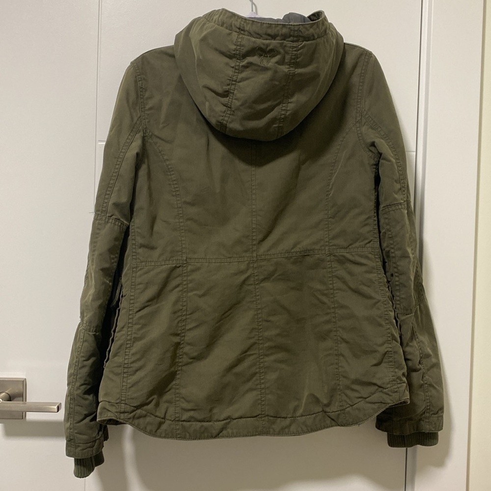 TNA Jacket - Picture 2 of 9